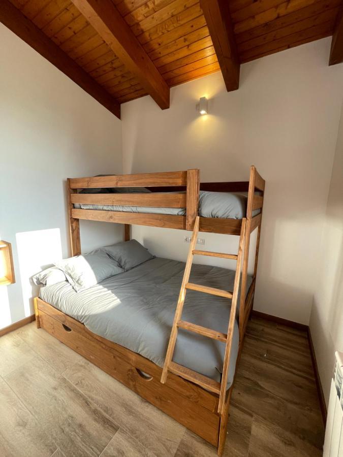 Casa De Les Escoles, Espinalbet - Alberga Castellar del Riu Dış mekan fotoğraf