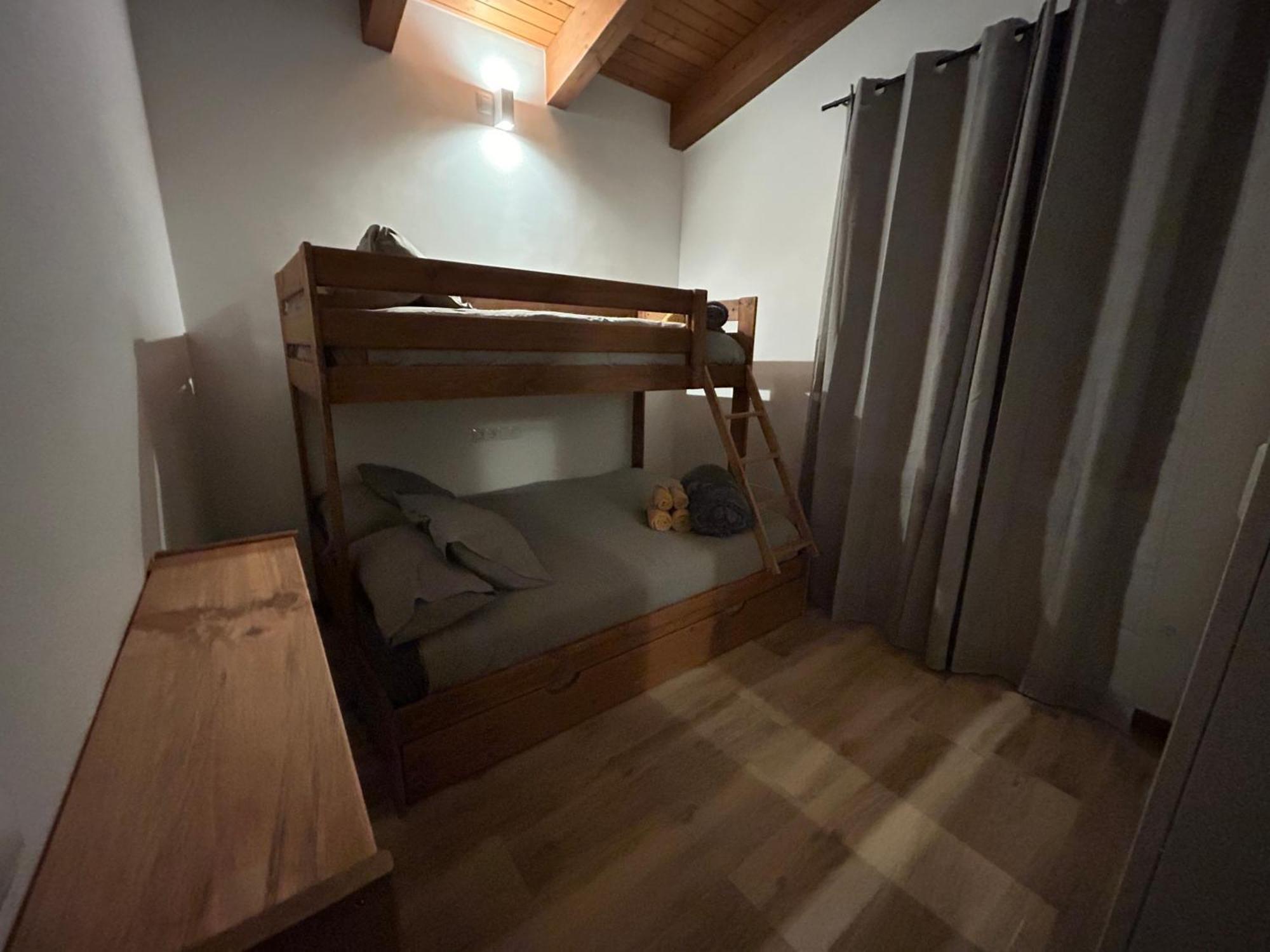 Casa De Les Escoles, Espinalbet - Alberga Castellar del Riu Dış mekan fotoğraf