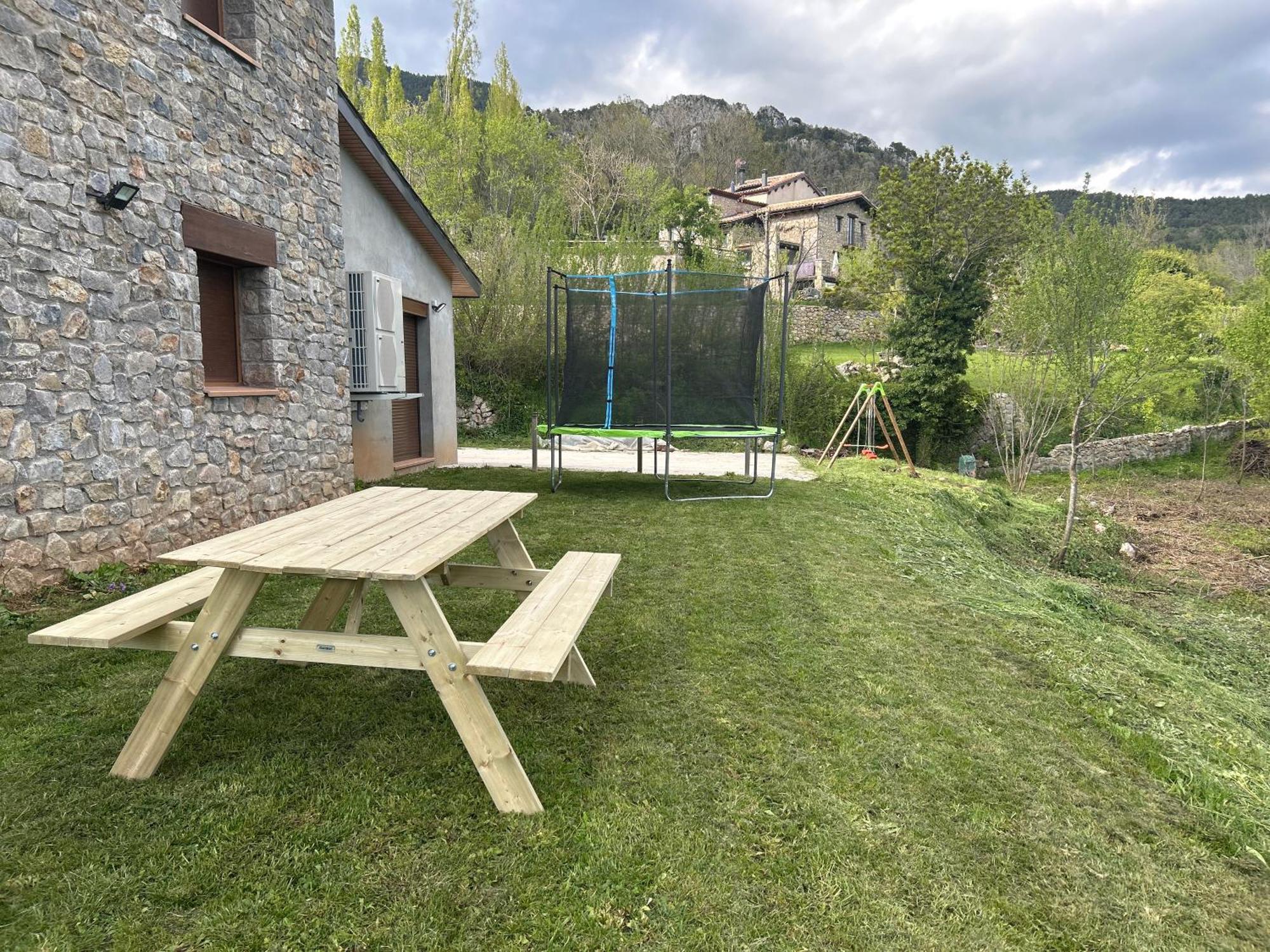 Casa De Les Escoles, Espinalbet - Alberga Castellar del Riu Dış mekan fotoğraf